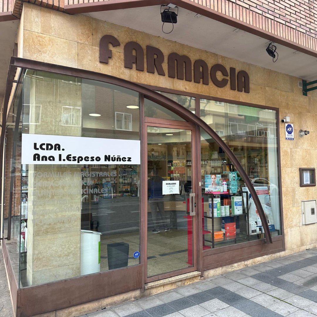 fachada-farmacia-espeso